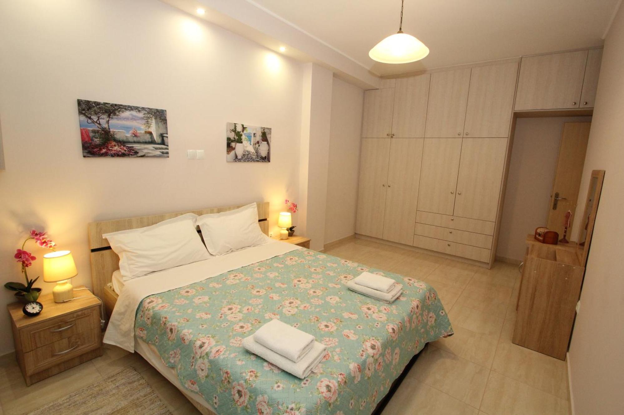 Filoxenia Apartment Artemi Extérieur photo