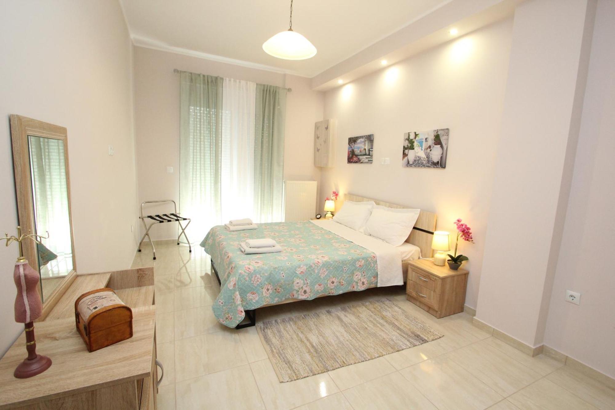 Filoxenia Apartment Artemi Extérieur photo
