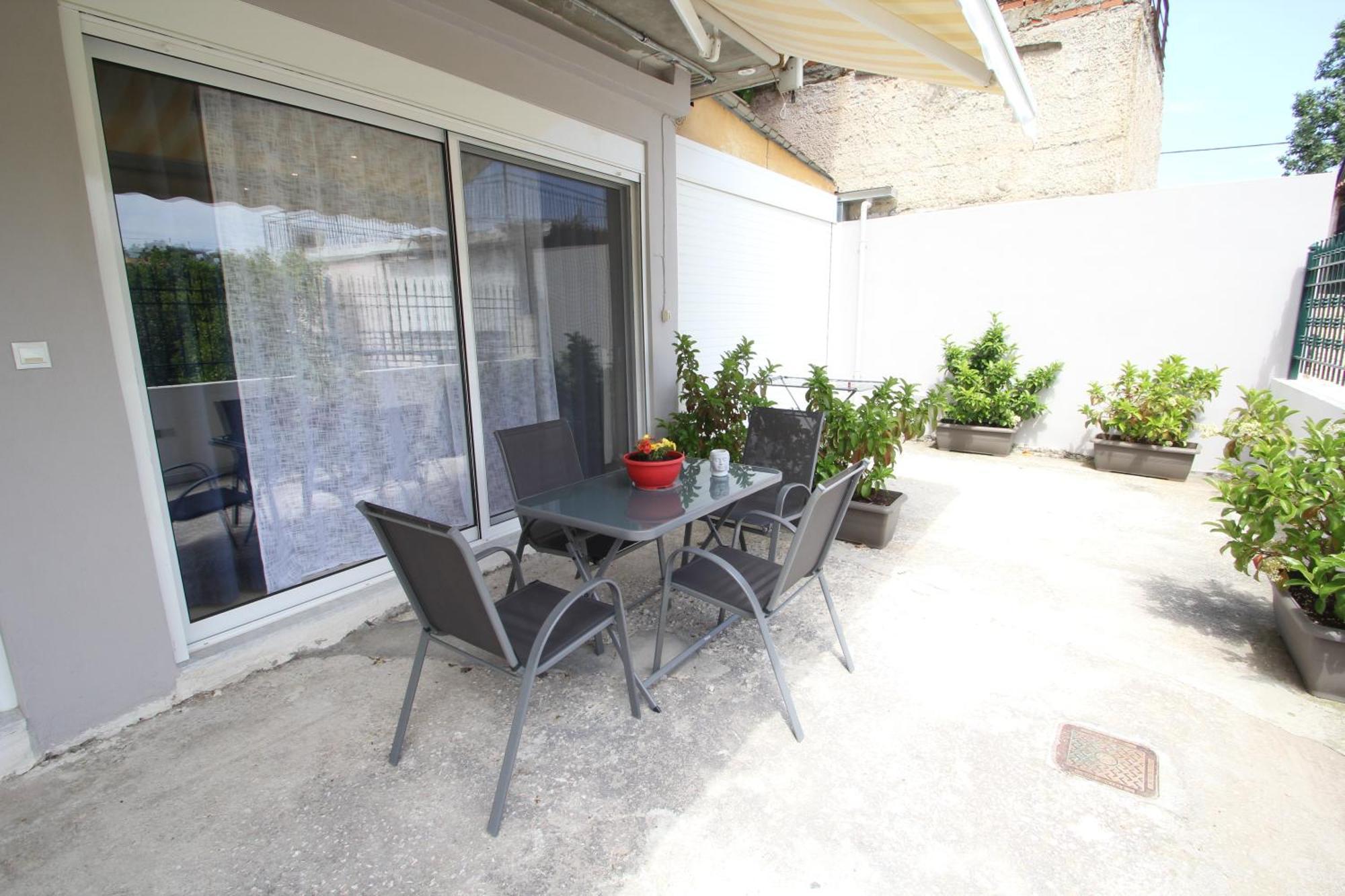 Filoxenia Apartment Artemi Extérieur photo